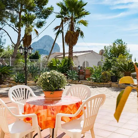 Amelia - Plusholidays *