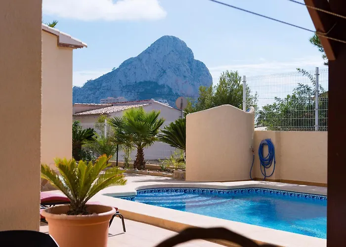 Amelia - Plusholidays * Ifach